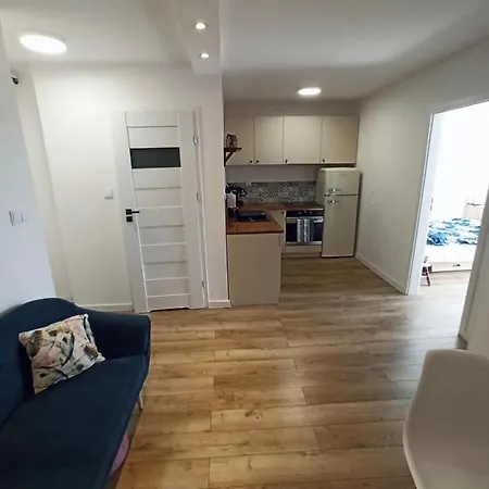 Obroncow Wybrzeza 10 Apartment *